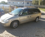 Chrysler Grand Voyager 3.3i 128kW AWD se zařízením BRC, 7místné vozidlo přestavěno na LPG, zařízení BRC nádrž pod autem na 84l.