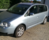 Volkswagen Touran 1.6 75kW s italským BRC a nádrží místo rezervy.