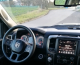 Dodge Ram 5.7 hemi v8 291kw Montáž lpg BRC nádrž pod vozidlem na 103l, Instalace parkovacích senzorů s lcd displejem Valeo 8s.