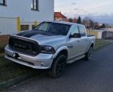 Dodge Ram 5.7 hemi v8 291kw Montáž lpg BRC nádrž pod vozidlem na 103l, Instalace parkovacích senzorů s lcd displejem Valeo 8s.