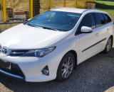 Toyota Auris 1.6 vvti 97 kW italské zařízení BRC, nádrž místo rezervy, plnění u benzínu