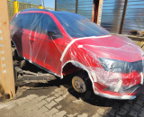 Škoda Fabia III  Nástřik podvozku a dutin voskem Dinitrol