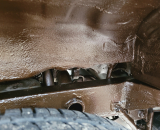 Suzuki Jimmy nástřik podvozku a dutin voskem Dinitrol