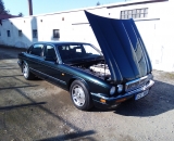 Jaguar XJ6 verze x300 s motorem V6 4.0l a výkonem 177kW se zařízením Landi Renzo a nádrží místo rezervy. Auto je nepřehlédnutelné na našich silnicích a se kombinovanou spotřebou se pohybuje kolem 12-14l/100km LPG