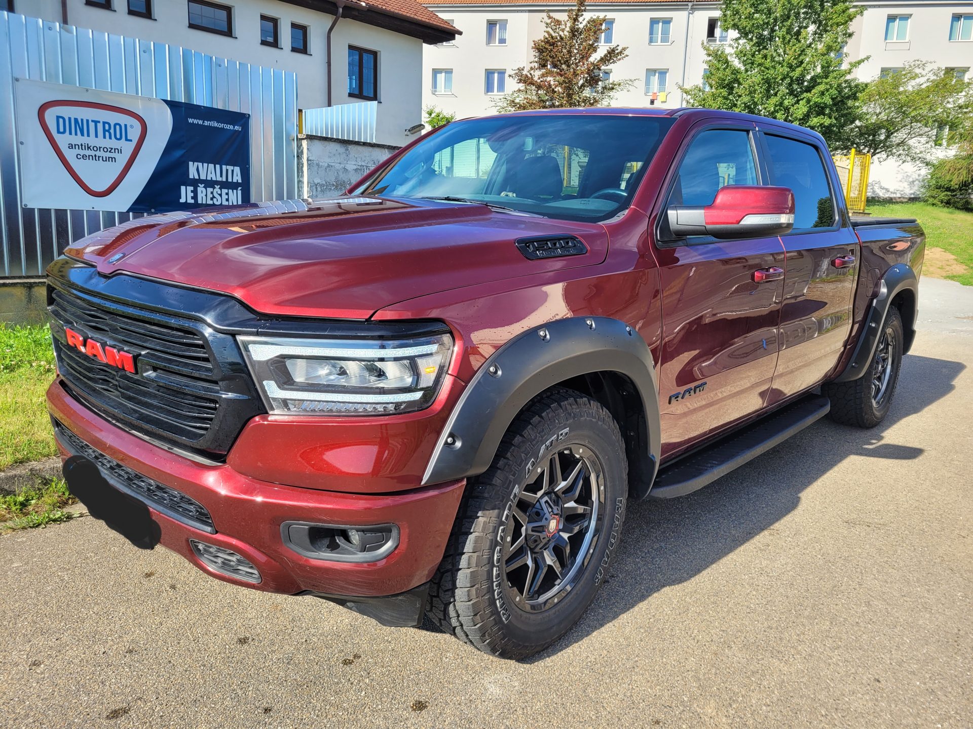 Dodge Ram nástřik podvozku